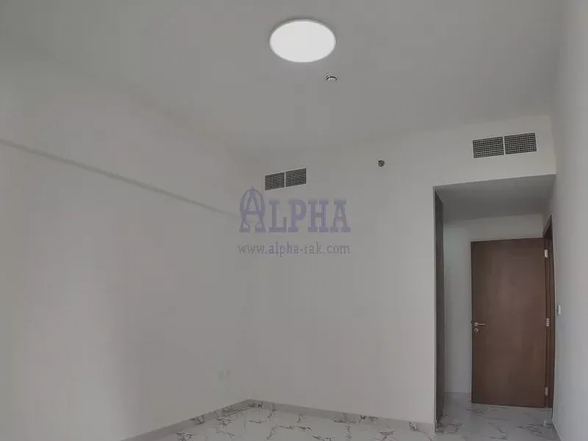Spacious Apartment| Community view| Well Maintained-2-2