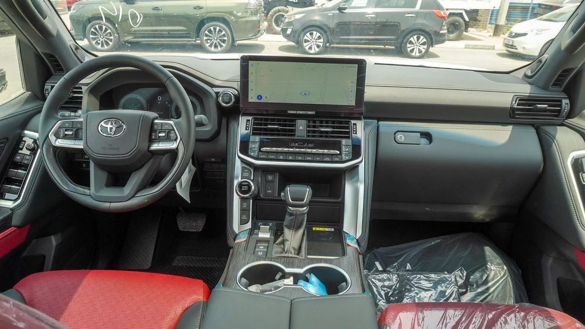 Toyota Land Cruiser VXR TWIN TURBO 3.5L V6-8-0