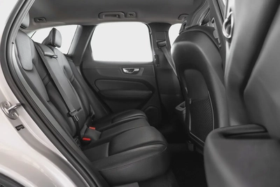 AED 2,467 / 60 months | 0% DP | 2023 Volvo Xc60 / Full Service History-12
