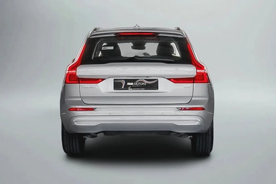 AED 2,467 / 60 months | 0% DP | 2023 Volvo Xc60 / Full Service History-3
