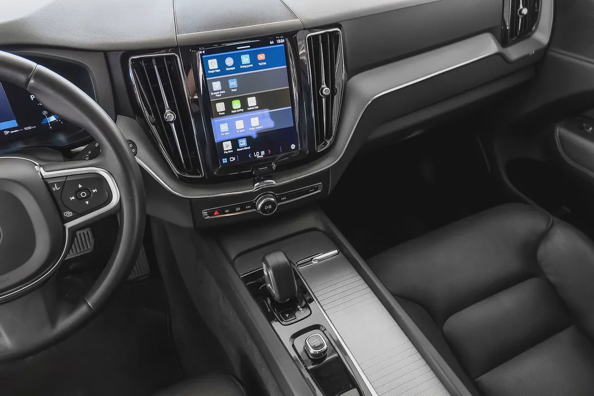 AED 2,467 / 60 months | 0% DP | 2023 Volvo Xc60 / Full Service History-8-8