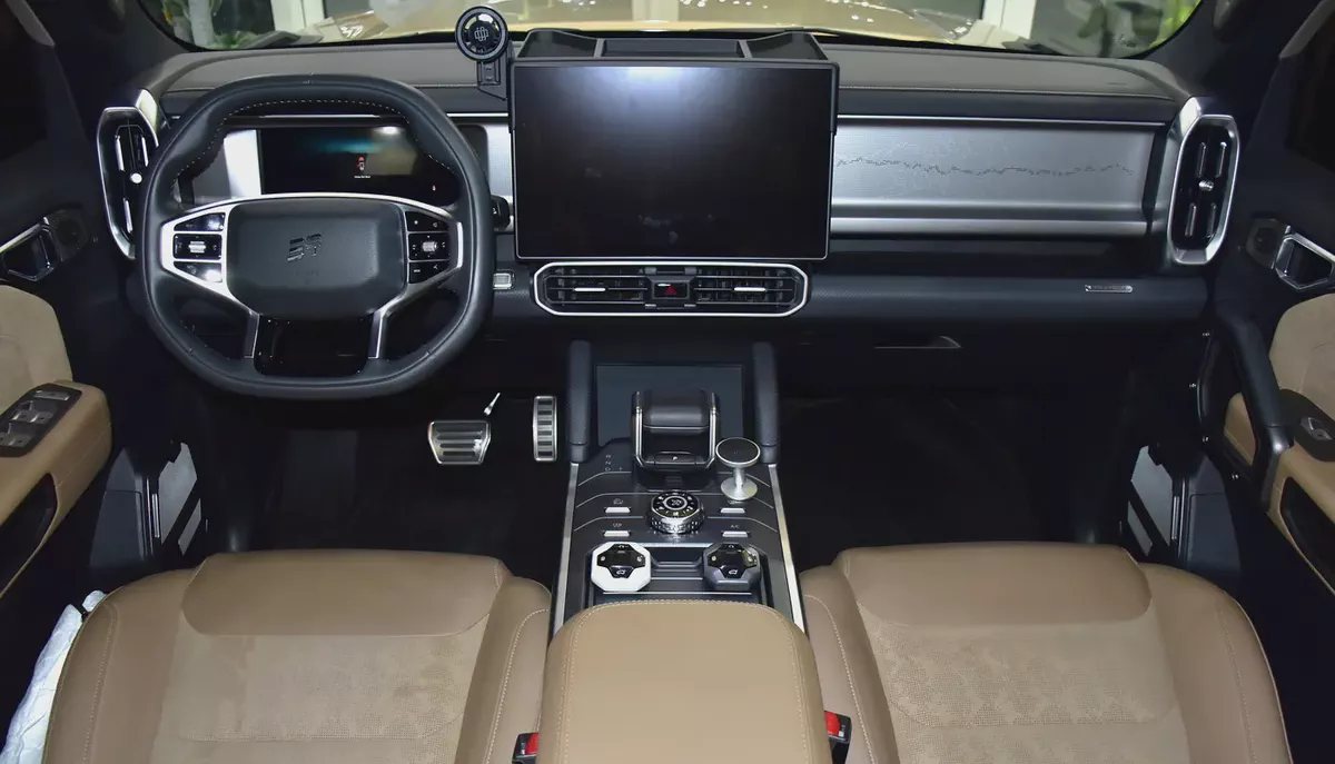 AED 1,777 EMi for 5Yrs | Jetour T2 XWD ( 2025 Model ) in Desert Brown Color GCC Specs-10-10