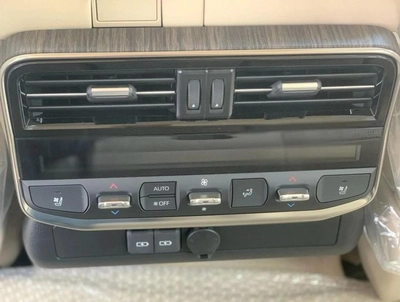 Toyota Land Cruiser VX-1