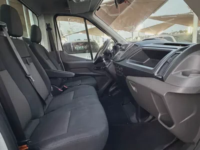 Ford Transit 2022 White Pickup-10