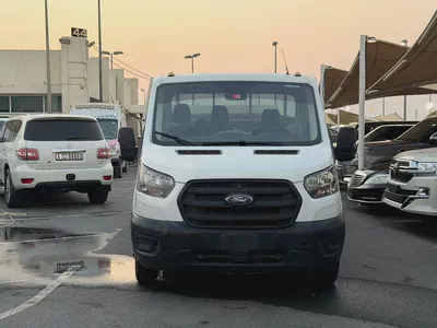 Ford Transit 2022 White Pickup-1