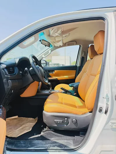 Toyota Fortuner GXR 2.7 2026 GCC Specs for export-8