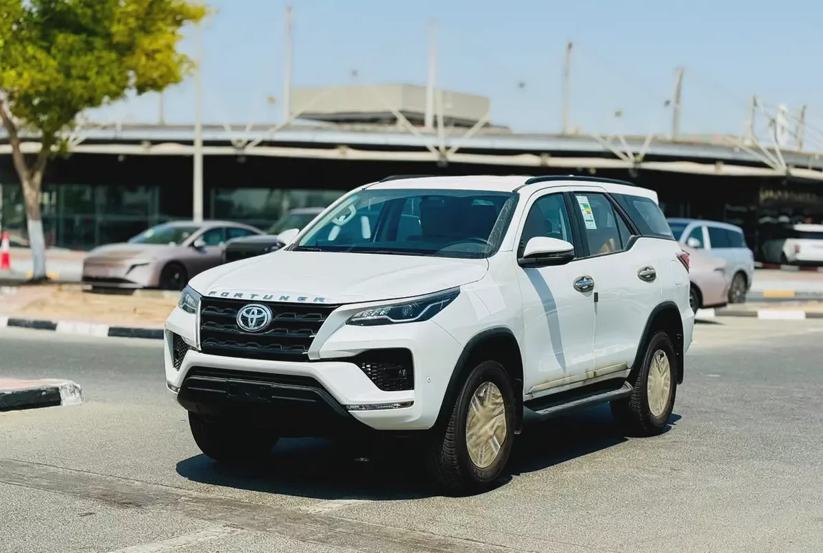 Toyota Fortuner GXR 2.7 2026 GCC Specs for export-2-2