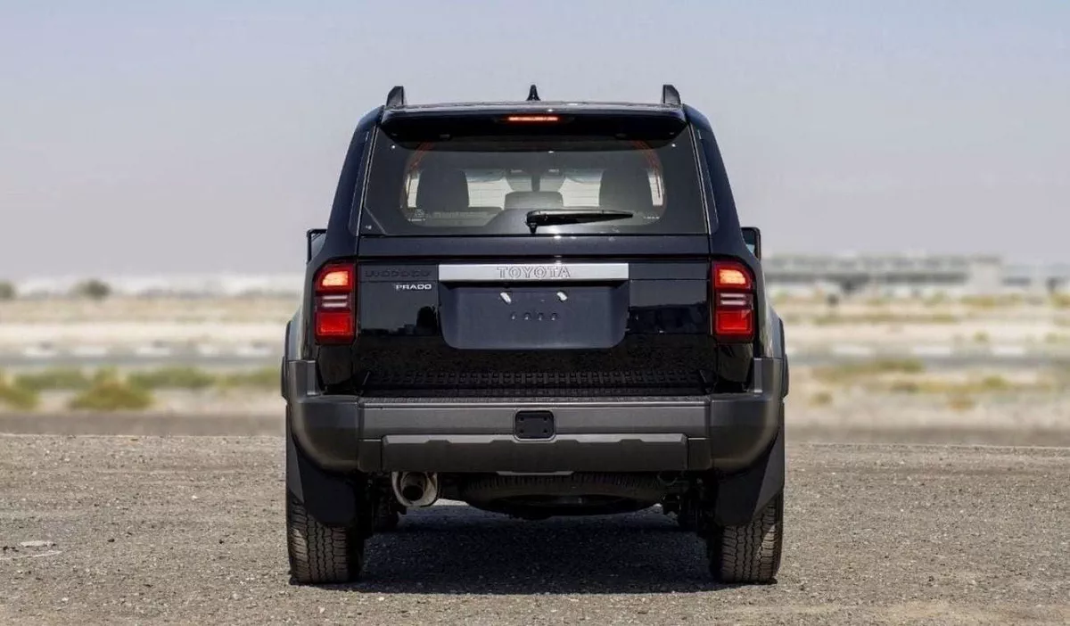 Toyota Prado GXR (LHD) TOYOTA PRADO 250 TXL 2.8D AT MY2025 - BLACK-1-0