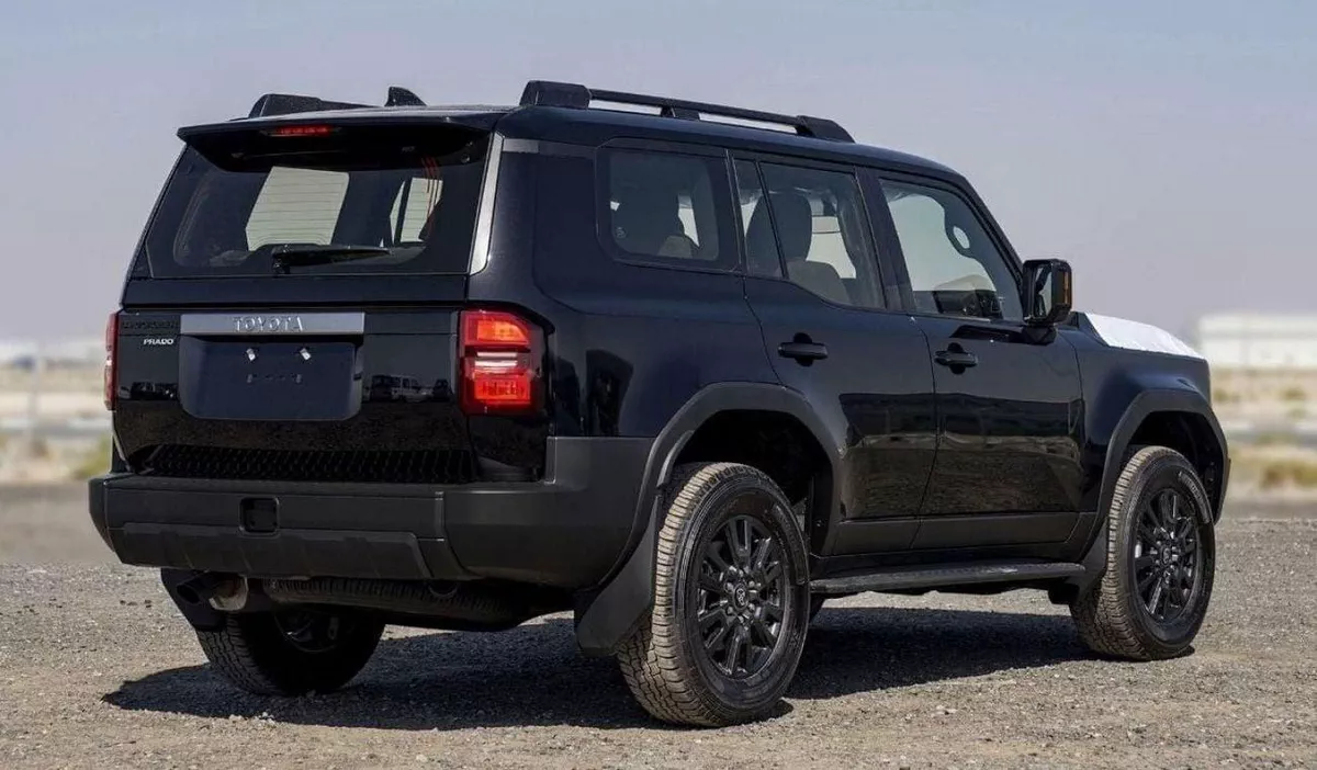 Toyota Prado GXR (LHD) TOYOTA PRADO 250 TXL 2.8D AT MY2025 - BLACK-8-0
