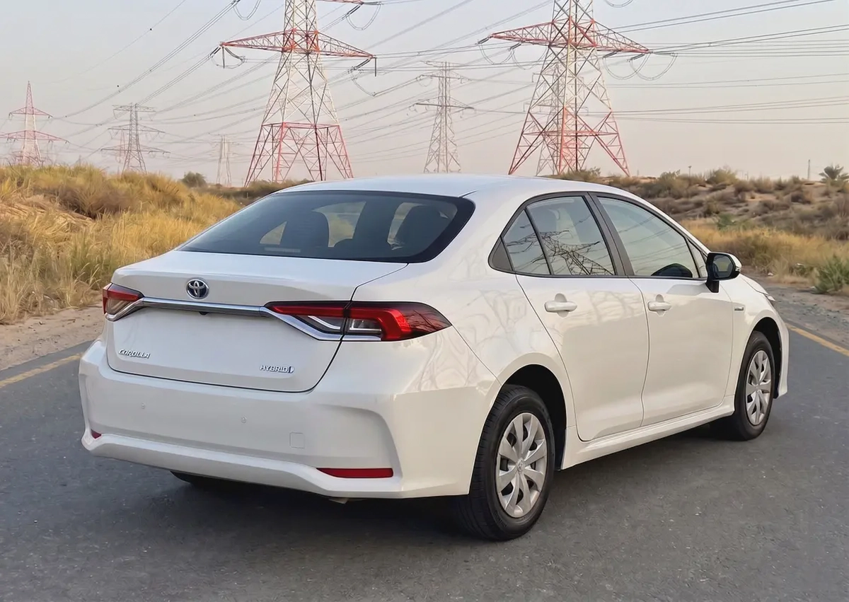AED 580 monthly - No down payment | 2020 Model | GCC Specs | 1.8L 4-Cyl Hybrid engine-5-5