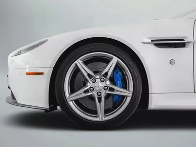 CASH ONLY: 165,000 AED | 2016 Aston Martin V8 Vantage / GCC Specs-5