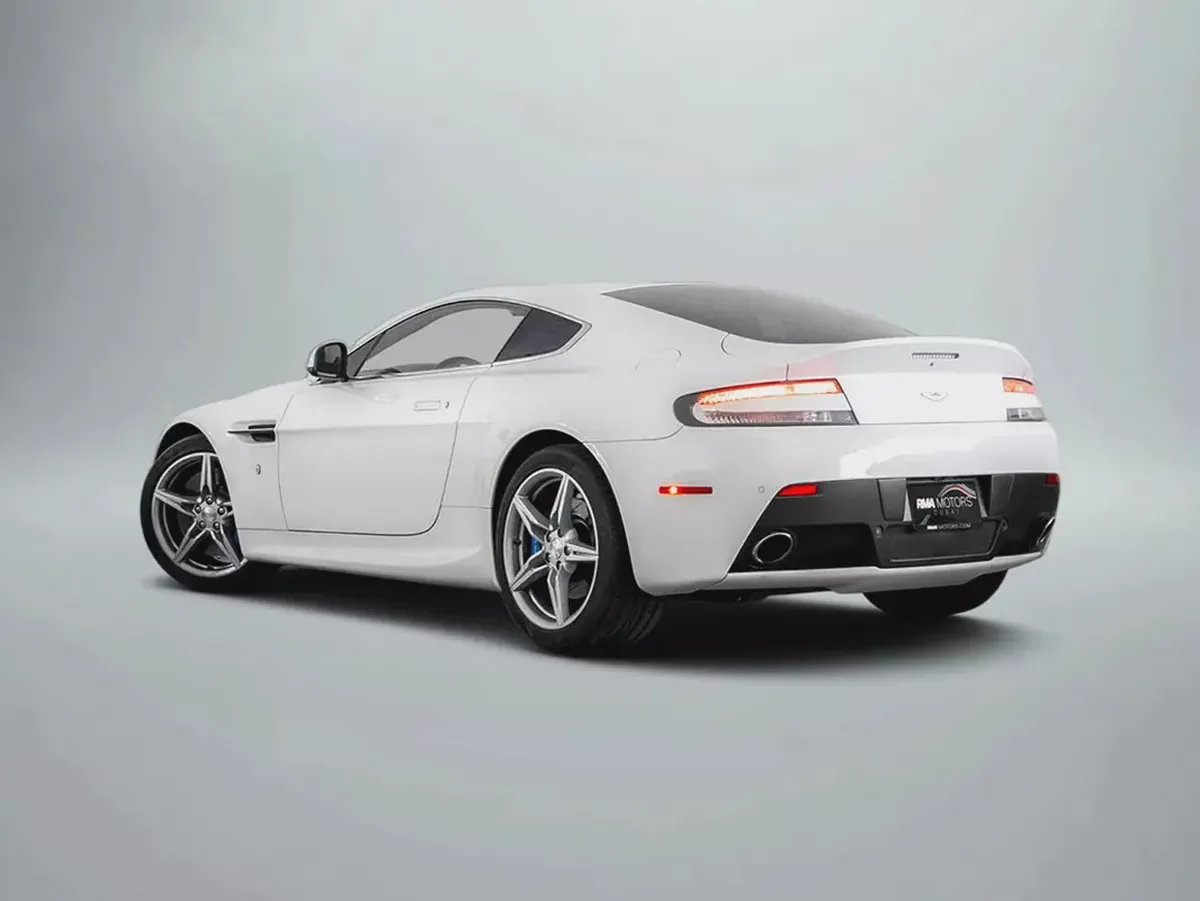CASH ONLY: 165,000 AED | 2016 Aston Martin V8 Vantage / GCC Specs-1-1
