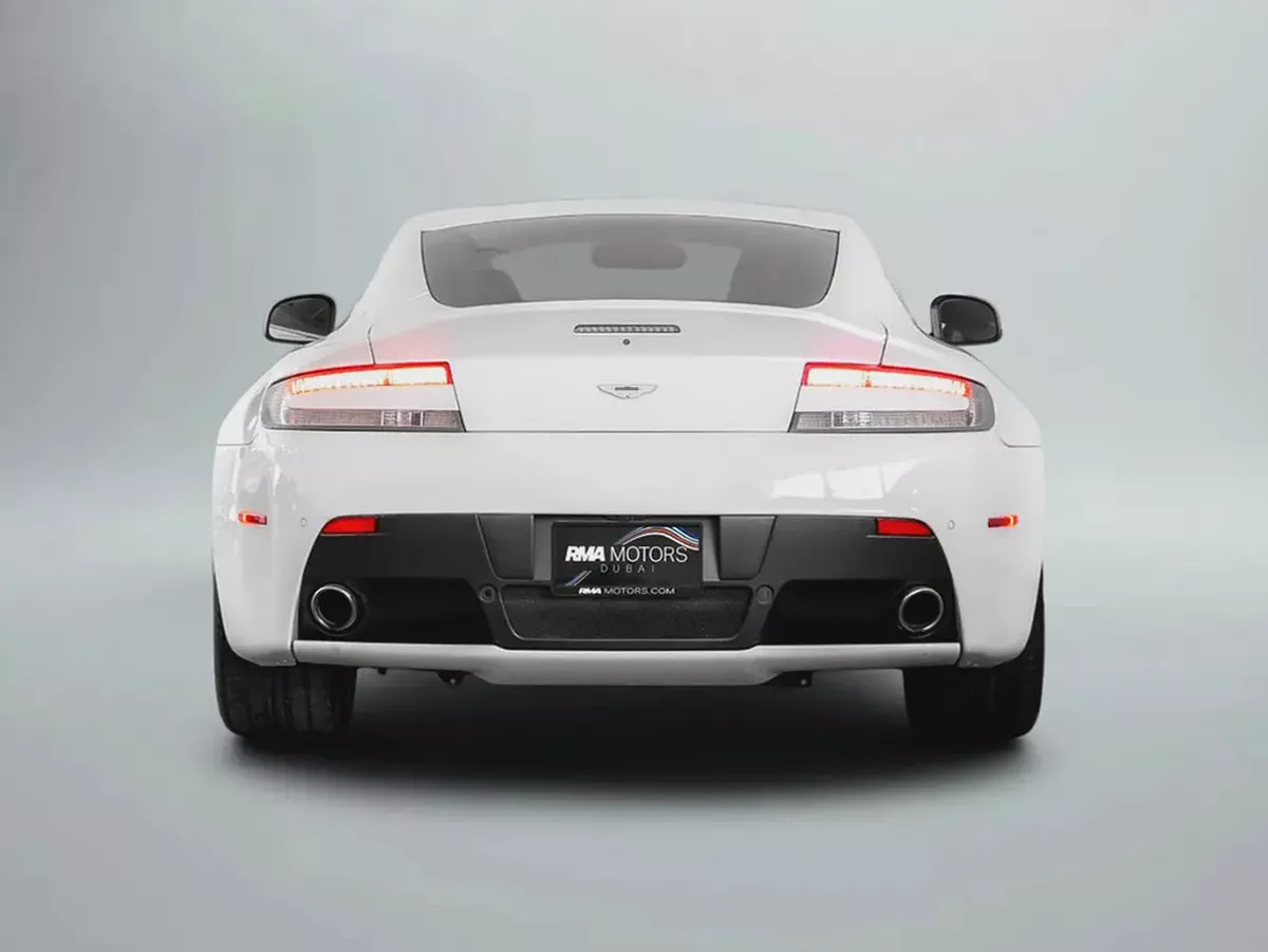CASH ONLY: 165,000 AED | 2016 Aston Martin V8 Vantage / GCC Specs-3-3