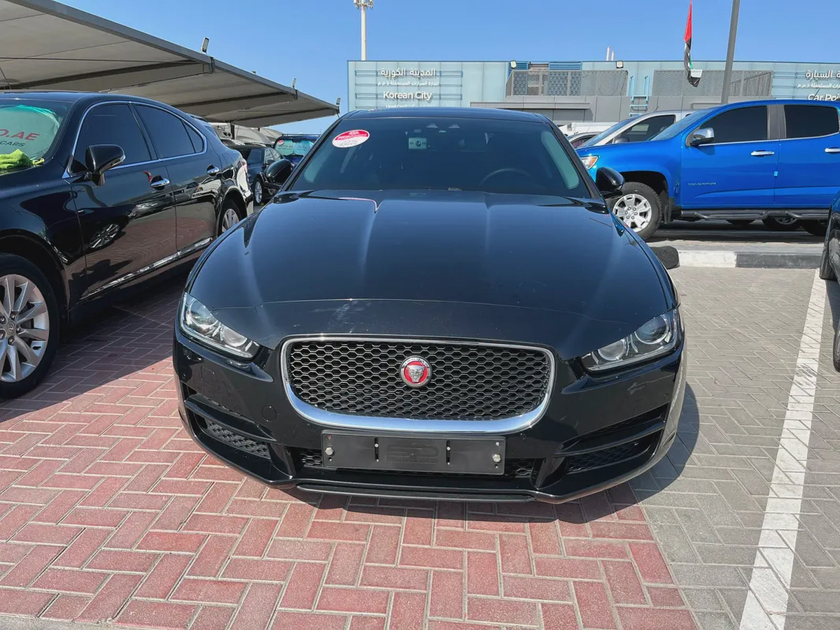 Jaguar XE Limited Edition-1-1