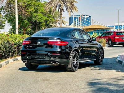 Mercedes Benz GLC250 AMG 2.0L-7