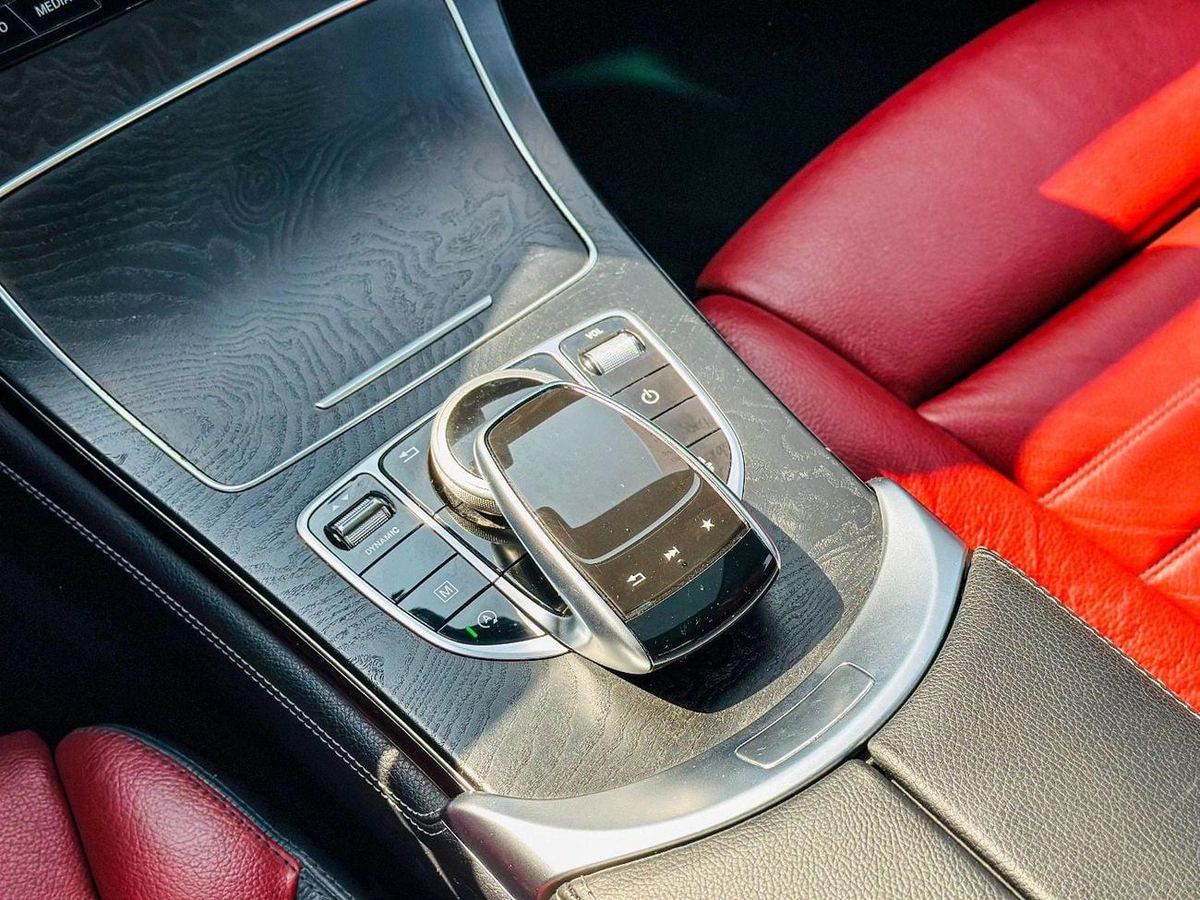 Mercedes Benz GLC250 AMG 2.0L-12-0