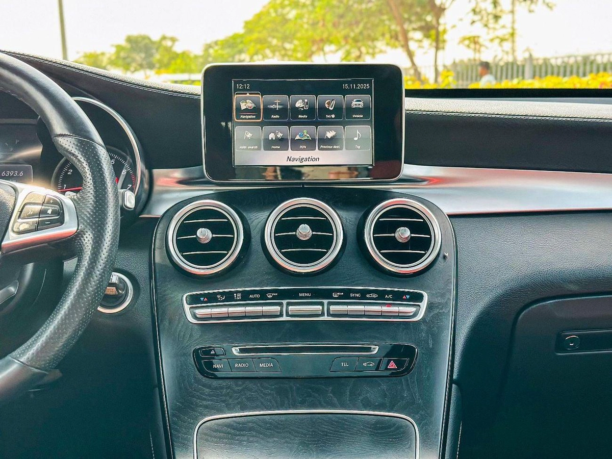Mercedes Benz GLC250 AMG 2.0L-13-0