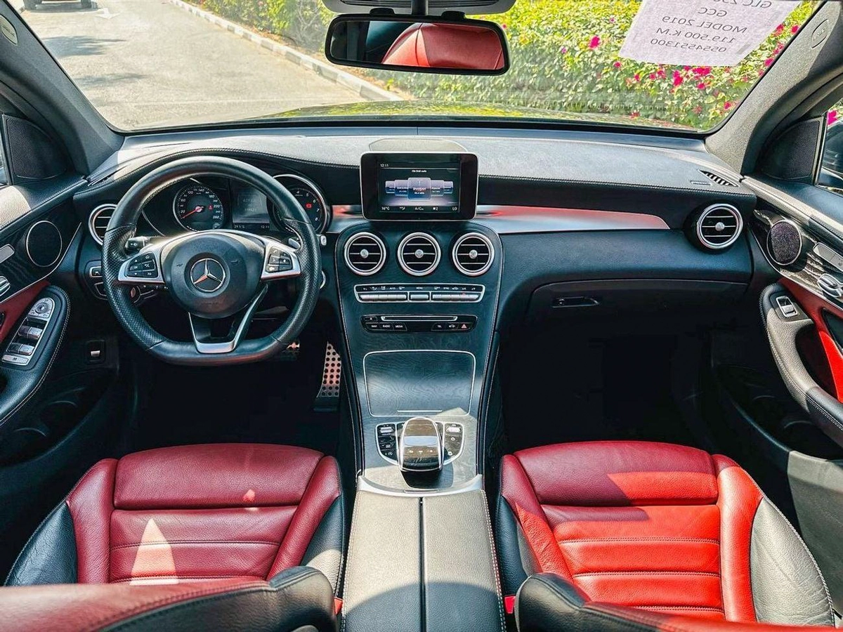 Mercedes Benz GLC250 AMG 2.0L-23-0