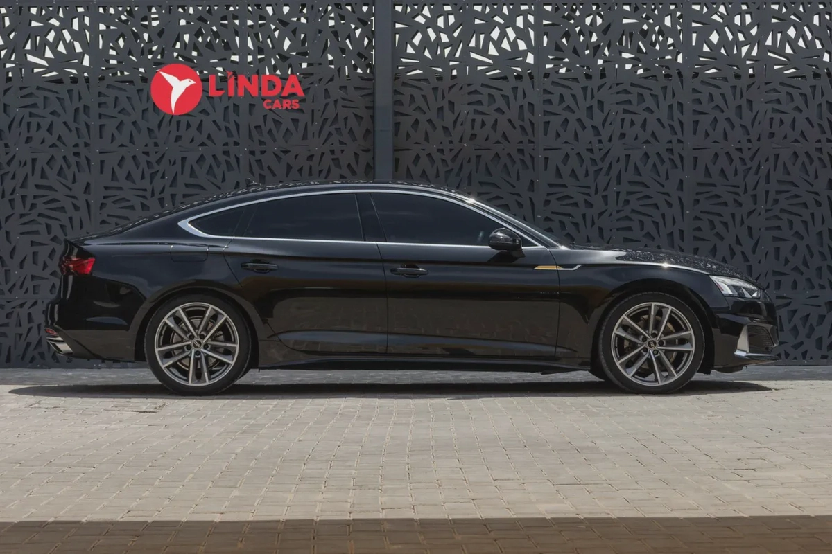 Audi A5 2023-8-8