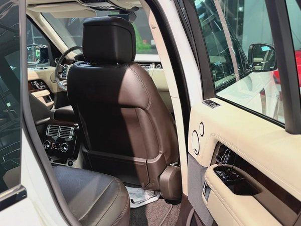 Land Rover Range Rover Vogue Supercharged 2020 - European Specs