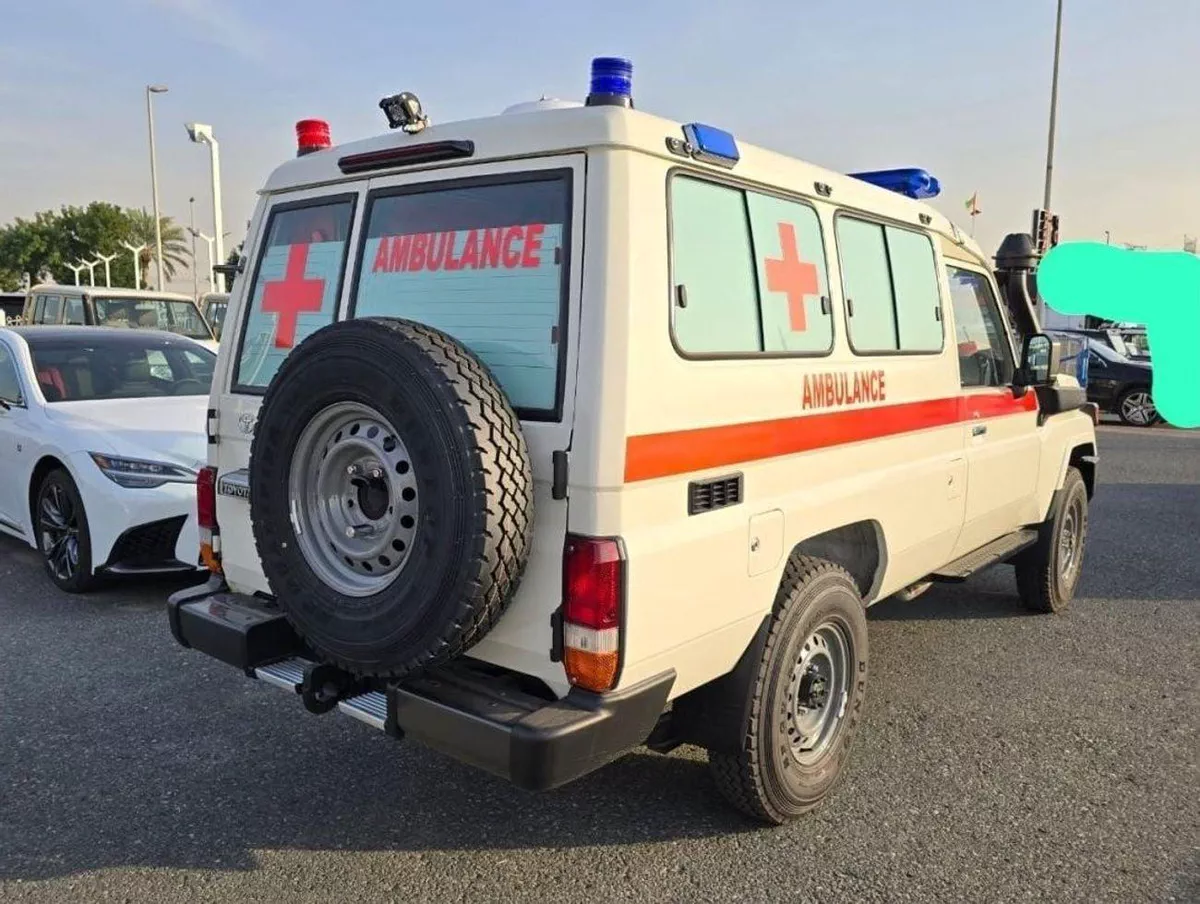 Toyota Land Cruiser 70 LC 78 HARDTOP 2.8L MT LAND CRUISER LC78 4.2L AMBULANCE-2-0