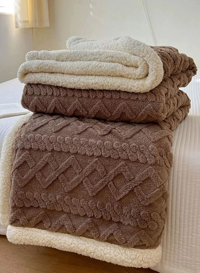 DubaiGallery Flannel Simple Double Layer Quilted Quilt, Winter Bed Sheet Quilt, Composite Leisure Blanket Warm blankets in winter-0
