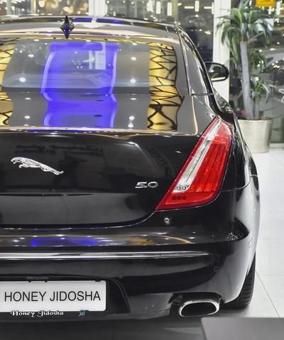 EXCELLENT DEAL for our Jaguar XJ L 5.0 ( 2013 Model ) in Black Color GCC Specs-8