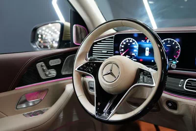 Mercedes-Benz Maybach GLS 600-7
