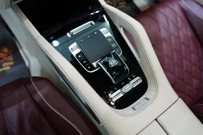 Mercedes-Benz Maybach GLS 600-8