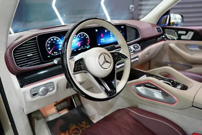 Mercedes-Benz Maybach GLS 600-5