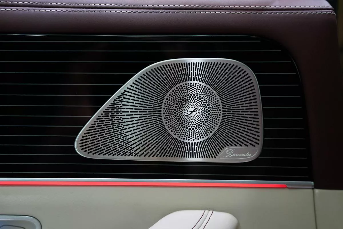 Mercedes-Benz Maybach GLS 600-10-10