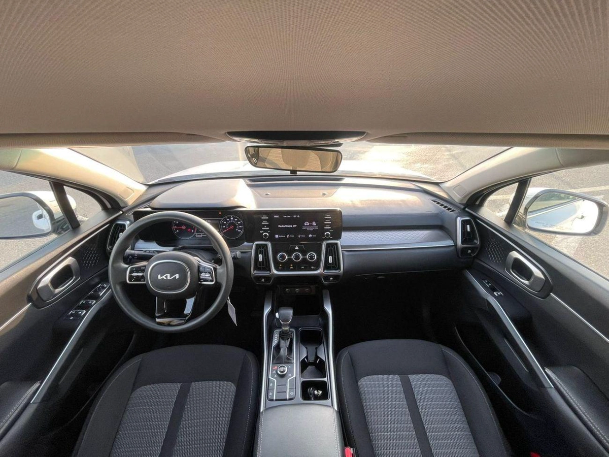 Kia Sorento 2022 Kia Sorento 2.5L V4 MidOption+ 7 Seater - AWD 4x4 - Family Car - Multi Drive Mode --9-0