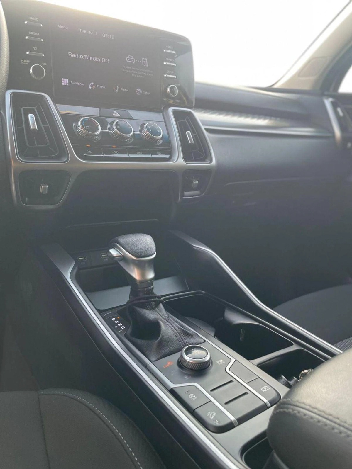 Kia Sorento 2022 Kia Sorento 2.5L V4 MidOption+ 7 Seater - AWD 4x4 - Family Car - Multi Drive Mode --12-0
