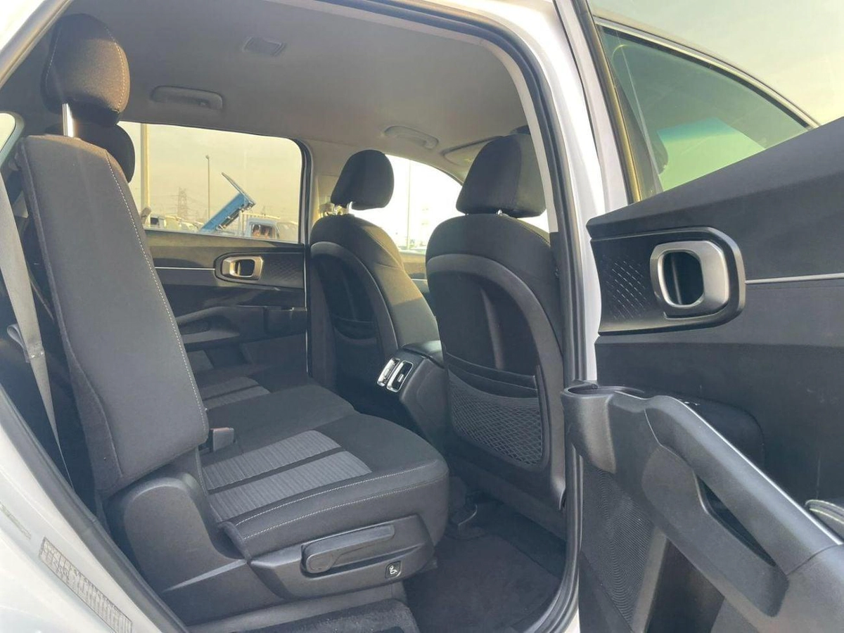 Kia Sorento 2022 Kia Sorento 2.5L V4 MidOption+ 7 Seater - AWD 4x4 - Family Car - Multi Drive Mode --17-0