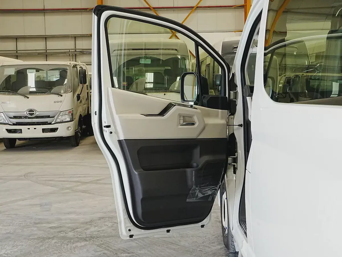 2026 TOYOTA HIACE PASSENGER VAN HIGH ROOF 3.5L PETROL GCC BRAND NEW 0KM-16-16