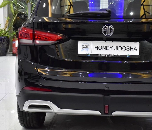 MG ZS ( 2026 Model ) in Black Color GCC Specs