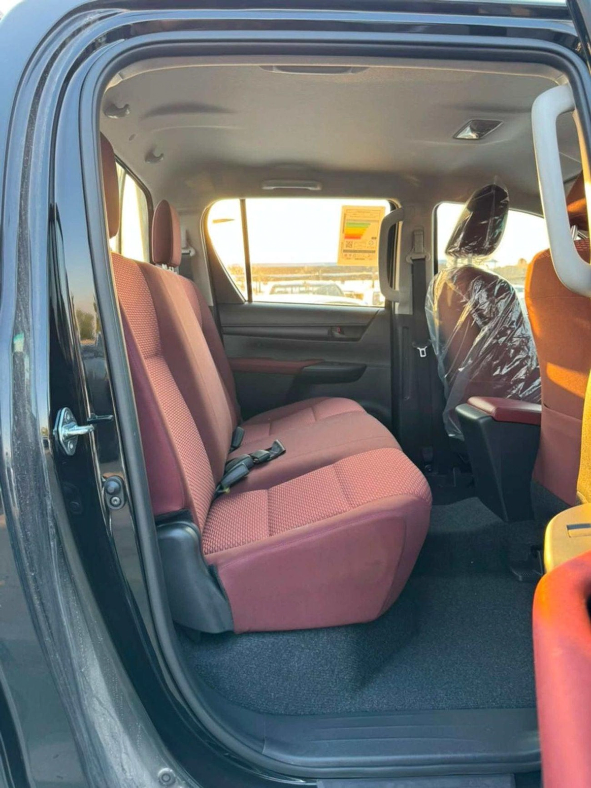 Toyota Hilux GLX DOUBLE CABIN || 2.7L PETROL A/T 4WD / MANUAL AC / FR&RR CHROME BUMPERS WITH HUK (CODE # HPAME)-11-0