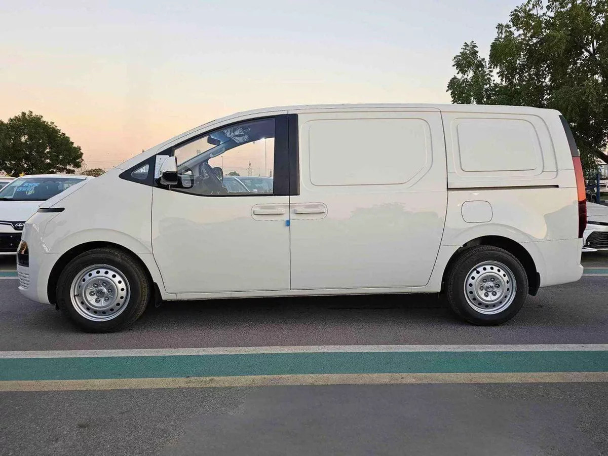 Hyundai Staria CARGO / 2.2L V4 DIESEL / MANUAL GEAR BOX / 2 STR (CODE # STCD)-2-0