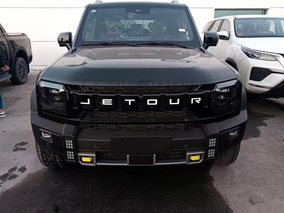 Jetour T2 Luxury-1-0