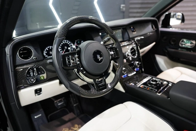 Rolls-Royce Cullinan Black Badge Mansory-3