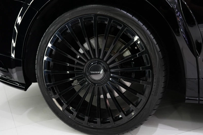 Rolls-Royce Cullinan Black Badge Mansory-19