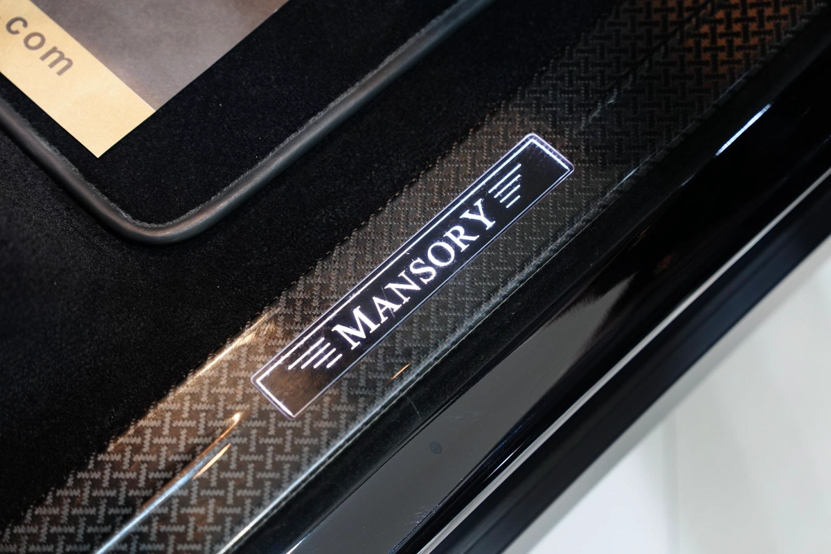 Rolls-Royce Cullinan Black Badge Mansory-14-14