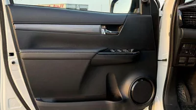 Toyota Hilux GR Sport 4.0L - Toyota Hilux - 2025 – 4.0L V6 4x4 (GCC)-14