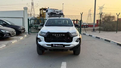 Toyota Hilux GR Sport 4.0L - Toyota Hilux - 2025 – 4.0L V6 4x4 (GCC)-1