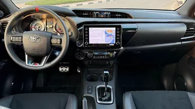 Toyota Hilux GR Sport 4.0L - Toyota Hilux - 2025 – 4.0L V6 4x4 (GCC)-4