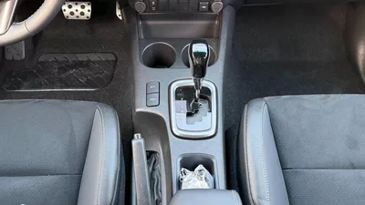 Toyota Hilux GR Sport 4.0L - Toyota Hilux - 2025 – 4.0L V6 4x4 (GCC)-6