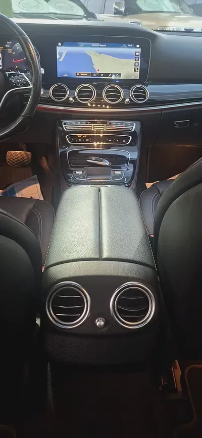 Pristine 2022 Mercedes-Benz E 350 - Luxury & Performance-13