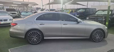 Pristine 2022 Mercedes-Benz E 350 - Luxury & Performance-4