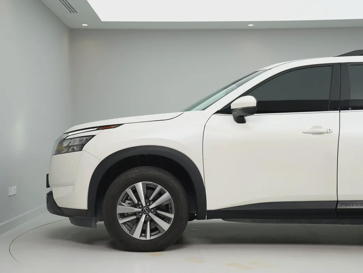 Nissan Pathfinder S 2024 GCC Specs | Great Condition-2-2