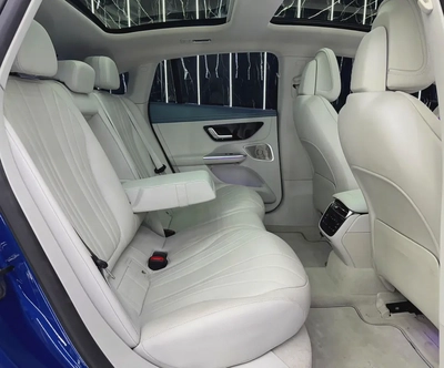 Mercedes EQE 350+ | Edition One | GCC | Gargash Warranty & Service 2027-16